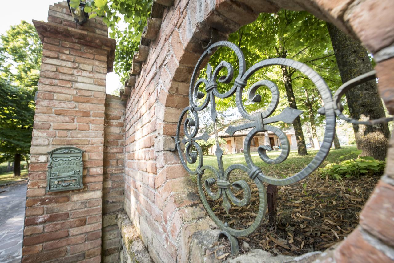 Villa Montegenco Comunanza Exterior photo